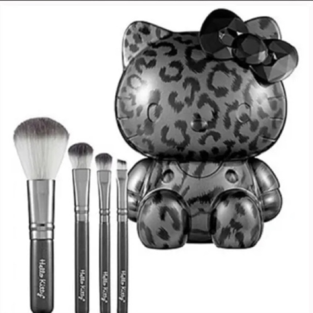 Sephora x Hello Kitty Collection Brush Set 5 Piece